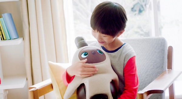 LOVEをはぐくむ家族型ロボット「LOVOT」、米「SXSW 2019」に出展　講演と展示ブースでのふれあい体験を予定 画像