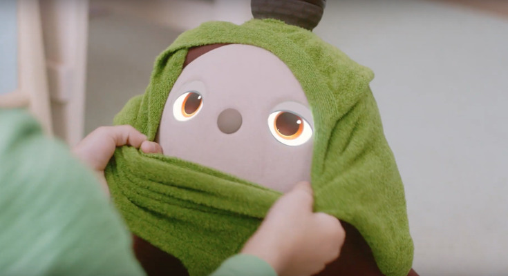 家族型ロボット「LOVOT（らぼっと）」の洋服の価格は？ お着替え体験もスタート！ 画像