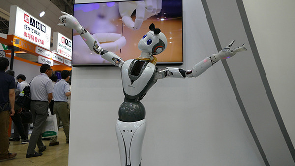 人型、警備、清掃ロボットなどを展開するクラウドマインズ社が日本に上陸　自動化・省人化ロボット展 画像