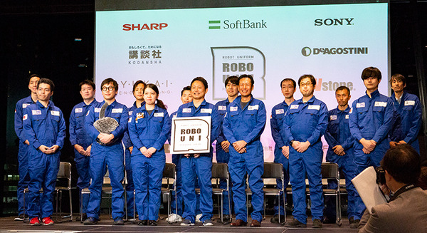 ロボユニがロボット本体や公式ユニフォームのレンタルサービスを事業化へ　20種類以上のPepper公式衣装のレンタルからスタート 画像