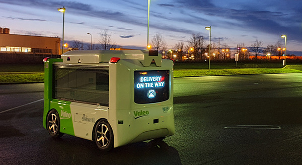 ヴァレオが「CES 2020」で自律型の電動配送ドロイド「Valeo eDeliver4U」を世界初公開 画像
