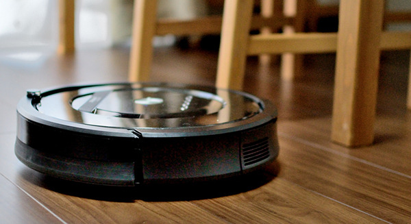 ロボット掃除機に関するアンケート調査　所有率は約9%、普通の掃除機がメインでロボットをサブで使用　マイボイスコムが発表 画像