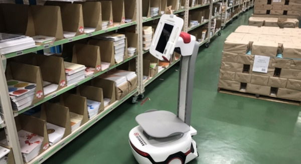 関通が自律走行ロボット「Syrius」(シリウス)を導入　倉庫管理システムと連携　作業者の歩数削減とミス軽減、生産性向上を見込む 画像