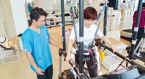 装着型ロボットスーツ「HAL」で身体機能のトレーニング事業を展開　CYBERDYNE、IWA JAPAN、I&Hが「MOVETEX」設立へ 画像