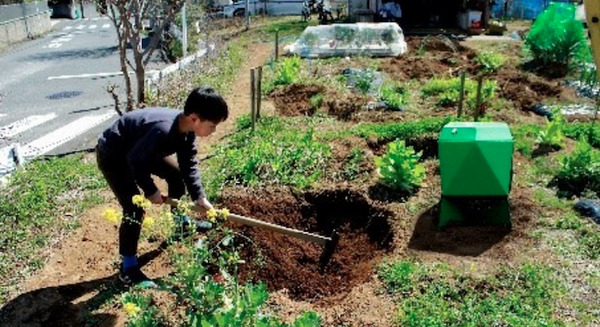 AIとIoTを活用してスマホで農園の様子をチェック　自宅と畑をアプリでつなぐ「ハタムスビ」と「スマート体験農園システム」 画像