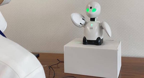 神奈川県が新型コロナ宿泊療養施設に分身ロボット「OriHime」を導入　オリィ研究所 画像