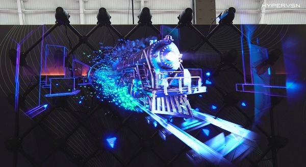 最先端3Dホログラムディスプレイは店頭で抜群の集客力！裸眼で認識できる「HYPERVSN(ハイパービジョン)」特設サイトオープン 画像