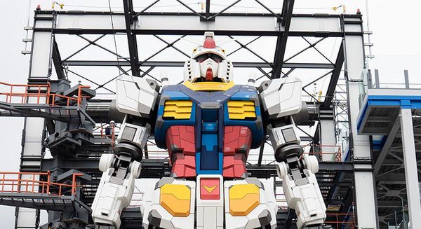【速報】「動く実物大ガンダム」ついにポージングが明らかに　頭部と本体の取付も完了、RX-78F00誕生のバックストーリーも発表 画像