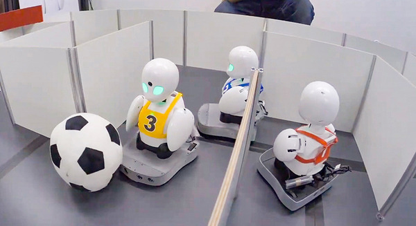 【速報】走れる分身ロボット「OriHimeカート」でスポーツ大会を開催 SMA当事者がリモートで「迷宮からの脱出」競技を満喫 バイオジェン杯 画像