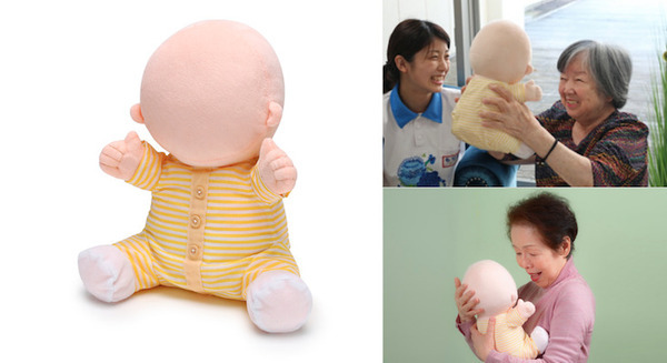 赤ちゃん型ロボットでの疑似体験は「生きがい作りや癒しの効果があるか」 ヴイストンらが長期的に実証実験 画像