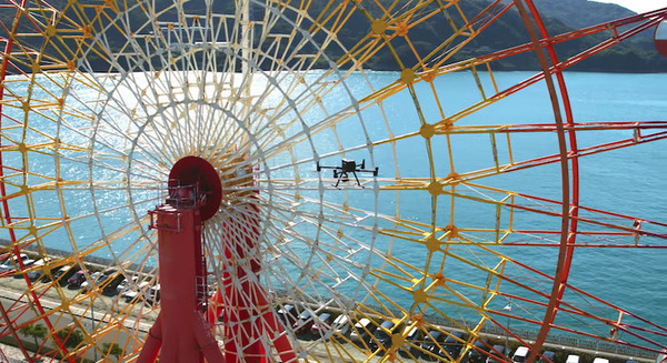 1日掛かる大型遊戯施設の点検もドローンなら数十分で完了 4500万画素撮影「DJI Zenmuse P1」の活用事例で動画で公開 画像
