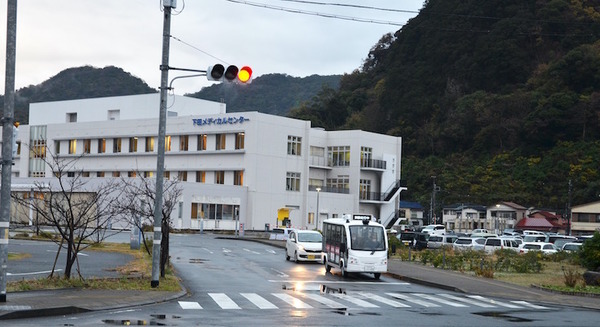 交差点の信号と自動車が連携する実証実験　自動運転車の加減速制御の自動化を見すえて　Mobility Technologiesが下田市で検証 画像