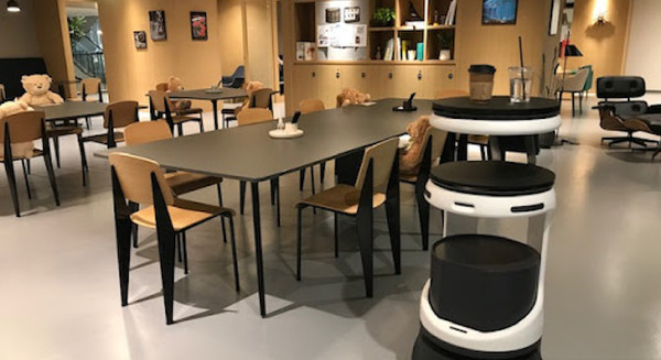 ソフトバンクロボティクス 配膳・運搬ロボット「Servi」の無料体験会を「SPACES仙台」で開催 画像