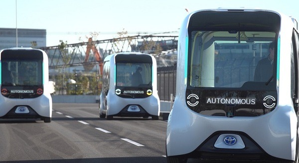 トヨタが進化した「e-Palette」とMaaS運行管理システムを発表　東京2020オリ・パラ大会で選手村内の巡回バス運行で実用化へ 画像