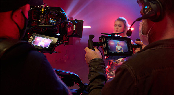 ソニーがザラ・ラーソンのライブを「360 Reality Audio」で公開へ　CES 2021でエコシステムの拡充を発表 画像