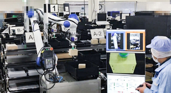 NECが自社工場でピッキングロボットの遠隔操作など5Gの実証実験　ローカル5Gを活用した製造現場のリモート化・自働化に向けて 画像