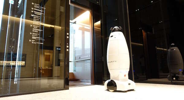 SEQSENSE 自律移動型警備ロボット「SQ-2」商用化から約1年半の導入台数を公表　コロナ禍の非接触型警備、人手不足対策化を推進 画像