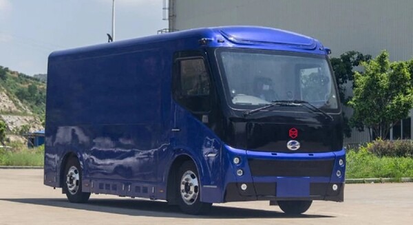 ZMPが自動運転の「ロボカーEVトラック」先行受注開始　工場・物流施設・空港・港湾など構内搬送の自動化と脱炭素化を目指す 画像