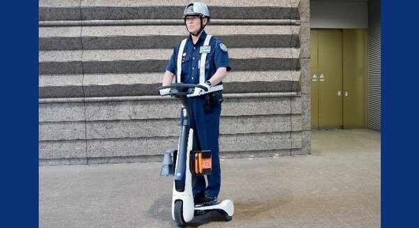 セコムが常駐警備にトヨタのパーソナルモビリティ「C+walk T」を正式導入！国立競技場から運用 画像