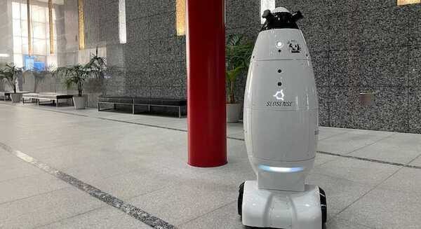 SEQSENSE、東京建物が警備ロボット『SQ-2』の実証実験をオリナスタワー、新宿センタービルで実施 画像