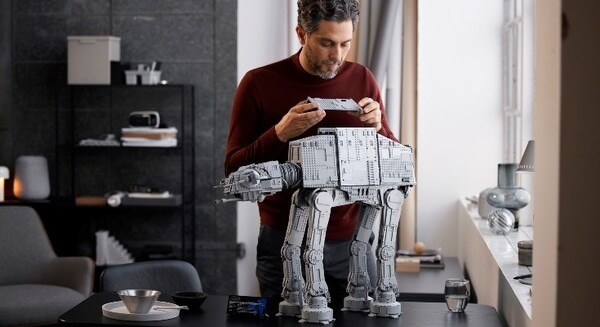 高さ約62cm「レゴ スター・ウォーズ AT-AT」ホスの戦いを完全再現！ルークなど9体のミニフィグとアクセサリー付き 画像