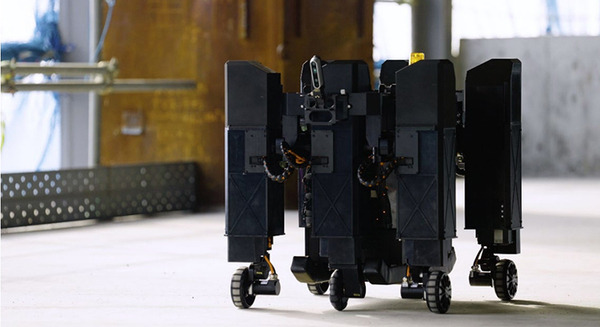 【速報】ソニーが不整地を移動できる6脚車輪ロボットを開発　清水建設と共同で建設現場で実証実験　段差を越える動画も公開 画像