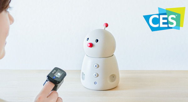 医療IoT機器とファミリーロボット「BOCCO emo」が連動 ユカイ工学「CES 2022」に出展 未発表の新体感プロダクトも初公開へ 画像