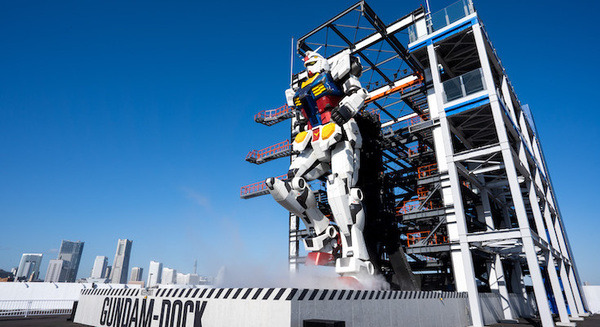 横浜「動くガンダム」2023年3月31日まで延長決定 ベイサイドブルーとコラボ プレミアムバンダイでグッズを再販売 画像