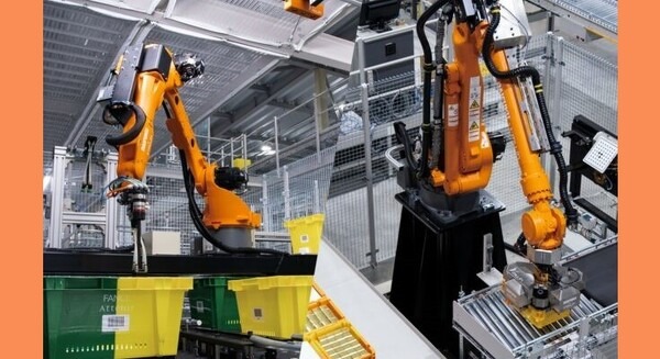 Mujinの知能ロボットをファンケル物流センターが導入　段ボールとコンテナの荷卸し、ピース品コンテナ投入を自動化 画像