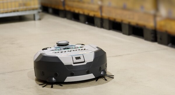 リ・プロダクツ マキタ製「ロボットクリーナ RC300DZ」の月額レンタルを開始 業務用掃除ロボットが床掃除を効率化 画像