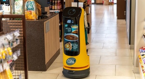 欧州のガソリンスタンドがPuduの配膳ロボット「BellaBot」「KettyBot」を導入！シェルと連携　その業務内容は 画像