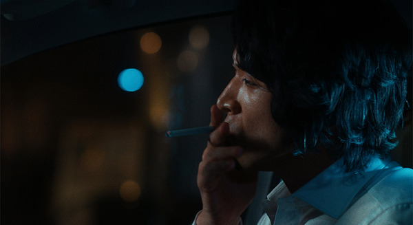 松田優作がデジタルヒューマンとして映像に蘇る!ショートムービーを公開 スマホを持つ姿は初 監修は松田美由紀 画像