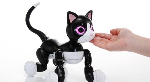 タカラトミーの新しい猫型ロボット「ハローウーニャン」が4月28日に販売開始！ 画像