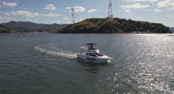 自律航行EV船による一般旅客向け水上タクシーが営業開始 自律航行システム「エイトノット AI CAPTAIN」を搭載 広島市で 画像