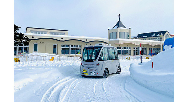 BOLDLYが雪道での自動運転バス走行の試運行を実施　降雪地域で安定した自動運転バス実現へ　北海道東川町で 画像