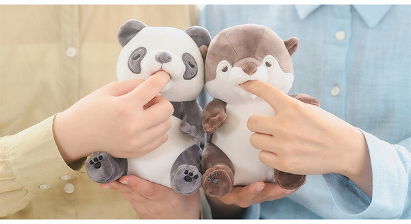 やみつき体感ロボット「甘噛みハムハム」にパンダとカワウソが新登場!ミケネコ、シバイヌに続く第二弾!5月16日予約受付開始 画像