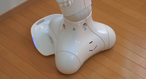 【あいつが】Pepper充電ベースの案内が来た！【やって来る】 画像
