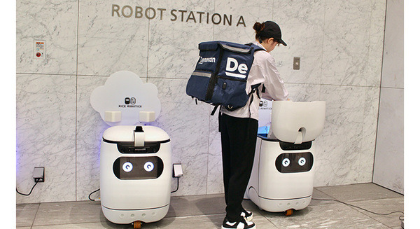 東京ミッドタウン八重洲で人の代わりに配送ロボットがデリバリーサービス　出前館/三井不動産/TIS/アスラテックが共同で 画像
