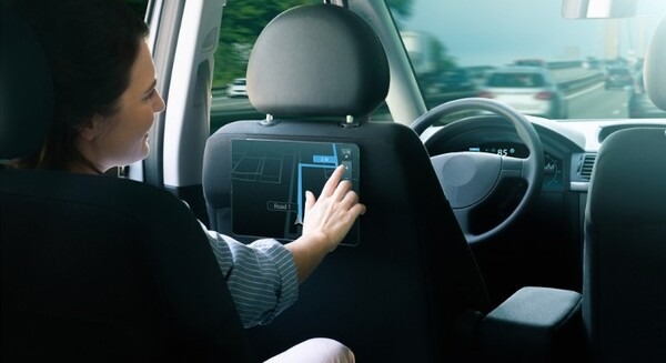 ソフトバンク　自動運転車内に生成AIを活用、車内コンシェルジュAIにできること　実証実験と研究の詳細を公開 画像