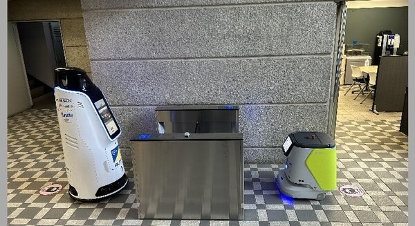 【ロボットフレンドリービル】戸田建設とALSOK、ロボットとセキュリティ扉の連携を実証実験　課題と実験結果を公表　 画像