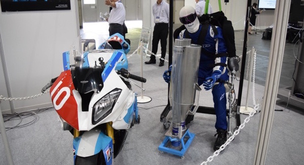 【第一回サービスロボット開発技術展レポート(1)】アクティブリンク、ヴイストン、THK、近藤科学 画像