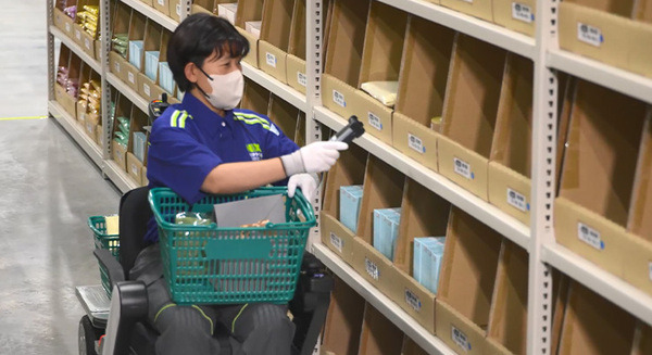日本通運が「誰にもやさしい倉庫」プロジェクトを開始　第一弾として導入したのは・・ 画像