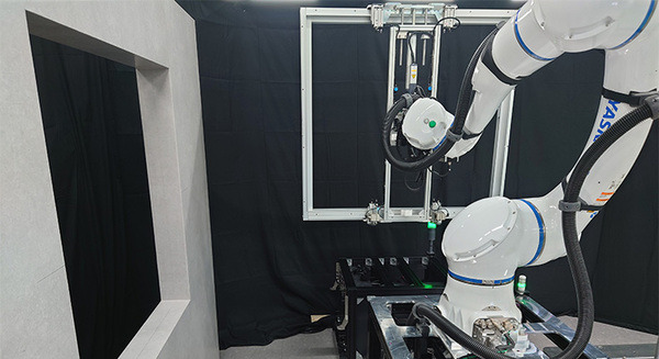 【業界初】非木造建築用窓施工ロボット「MABOT」をYKK APが開発　ビル建設現場での実証実験を開始 画像