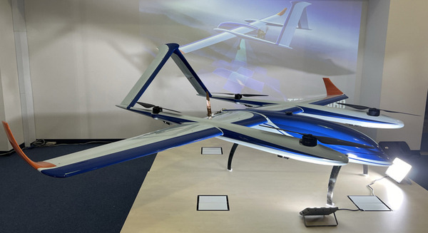 テラ・ラボ、1000キロ飛行を狙う垂直離発着型の固定翼機を開発中　海外での飛行試験時間は50時間を突破 画像