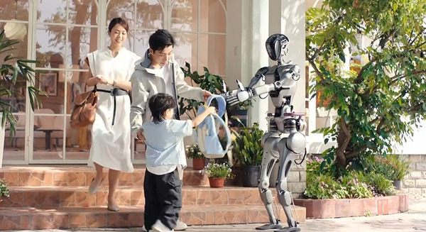 ヒューマノイドは医療や介護現場、日常生活にどのように溶け込むのか　Fourierの10周年記念動画が描く未来 画像