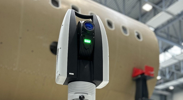 最大40mの距離から高精度にスキャンできる次世代レーザートラッカー「ATS800」登場 画像
