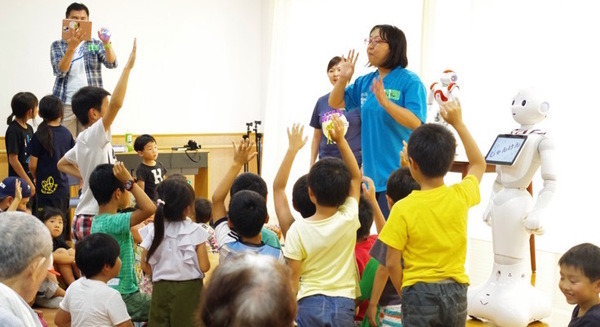 【震災支援活動報告】熊本でコミュニケーションロボットは何ができたか? 画像
