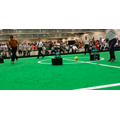 「ロボット」vs「人間」のサッカー対決、勝ったのはどっち？【動画あり】