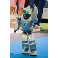 伝説のソニー製二足歩行ロボット「QRIO」、ロボカップ会場でダンスパフォーマンスを披露