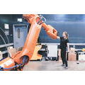 産業用ロボットがまるで生き物のように動きだす　NVIDIA「ロボット調教師」が語る共感的インタフェース